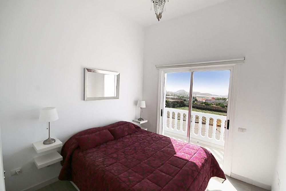 Villa Albe, Jacuzzi Con Vistas Al Mar Арона Экстерьер фото